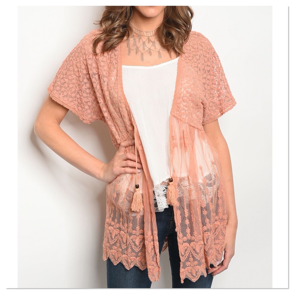 🚨 SALE! LAST ONE! Salmon Lace Detail Kimono - Picture 3 of 4